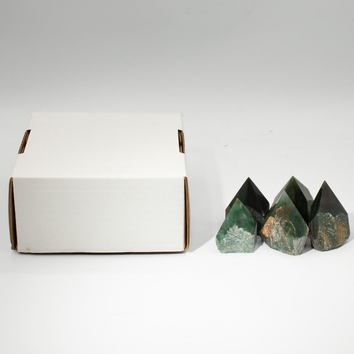 Puntas pulidas de piedras preciosas - aventurina verde (aprox. 5-6 piezas)
