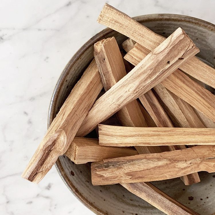 100g Palos de árbol verde de palo santo 10-15 Palitos