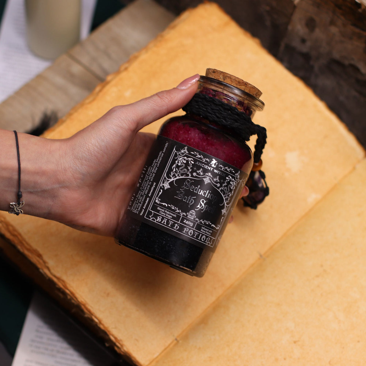 Poción de hechizo para baño de bruja antigua y amuleto de cristal de amatista - Seducción